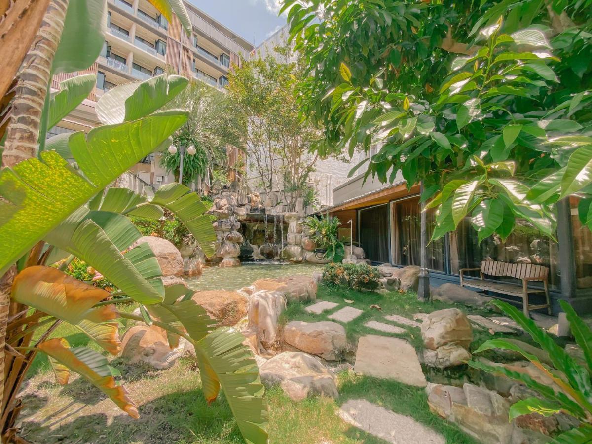Bed and Breakfast Yage Hotspring House à Jiaoxi Extérieur photo